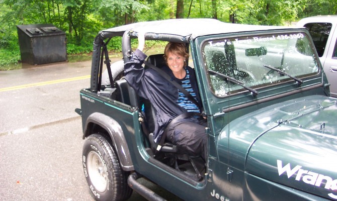 Quick-Change Locations & Tips For Putting Your Jeep Soft Top Or Convertible Top Up In The Rain