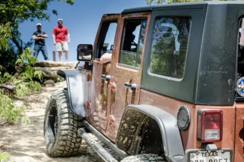 Jeep Wrangler owners share a list of Jeep Wrangler pros and cons to help you decide if you should buy one or not.